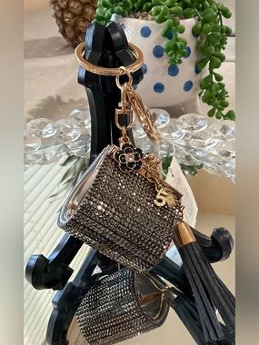 Keychain silver Rhinestone Tassel NWT